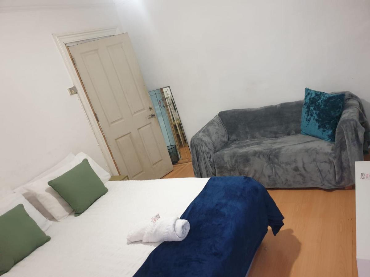 Balham, South London Spacious Guest House F2, 6 Rooms Available Εξωτερικό φωτογραφία