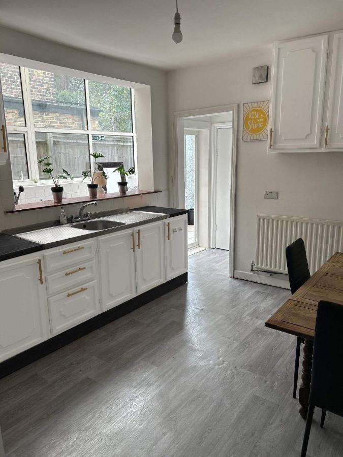 Balham, South London Spacious Guest House F2, 6 Rooms Available Εξωτερικό φωτογραφία